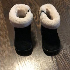 Toddler zip up Ugg boots
